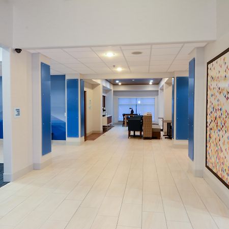 Holiday Inn Express Hotel & Suites New Boston By Ihg Екстериор снимка
