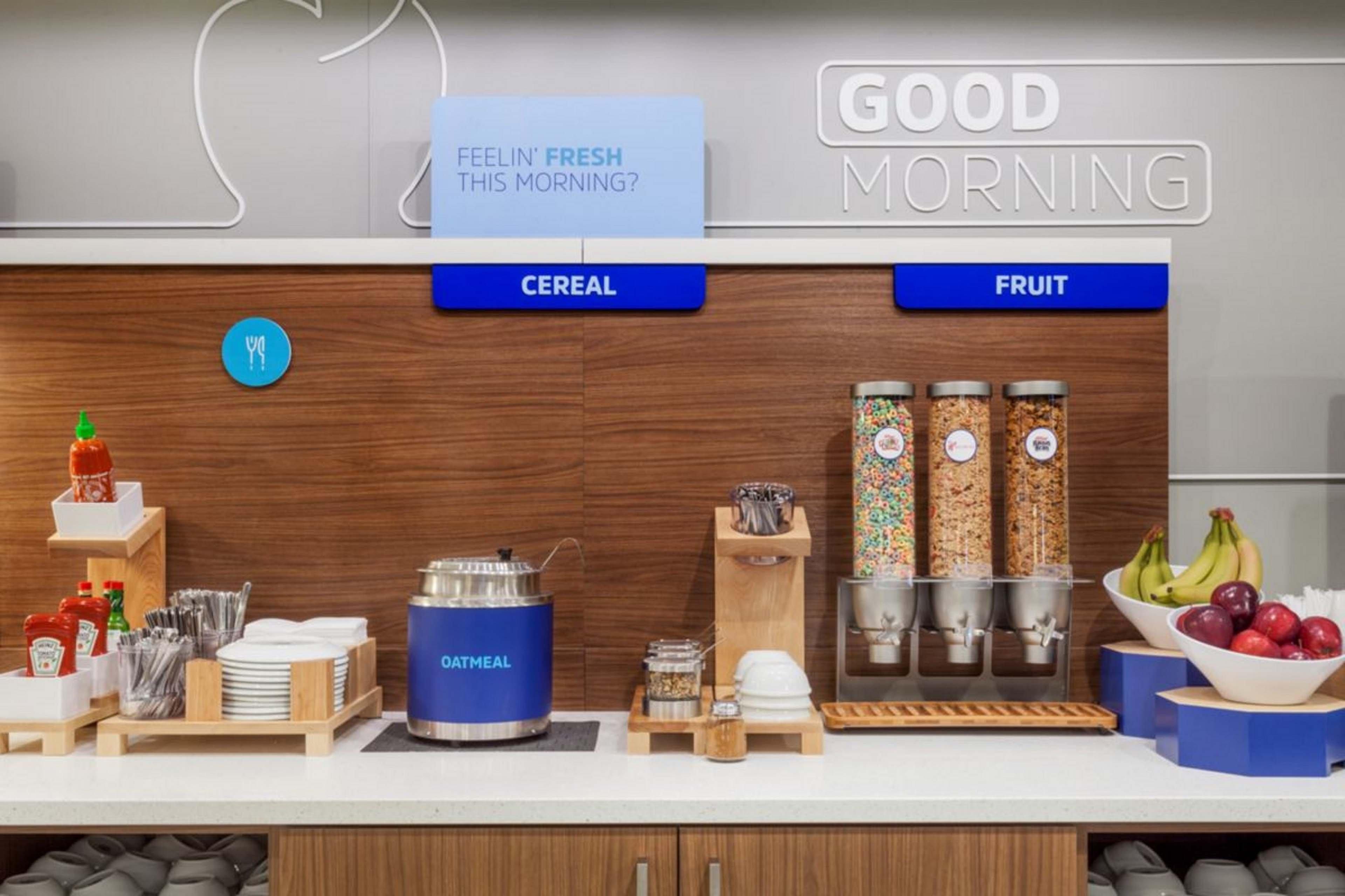 Holiday Inn Express Hotel & Suites New Boston By Ihg Екстериор снимка
