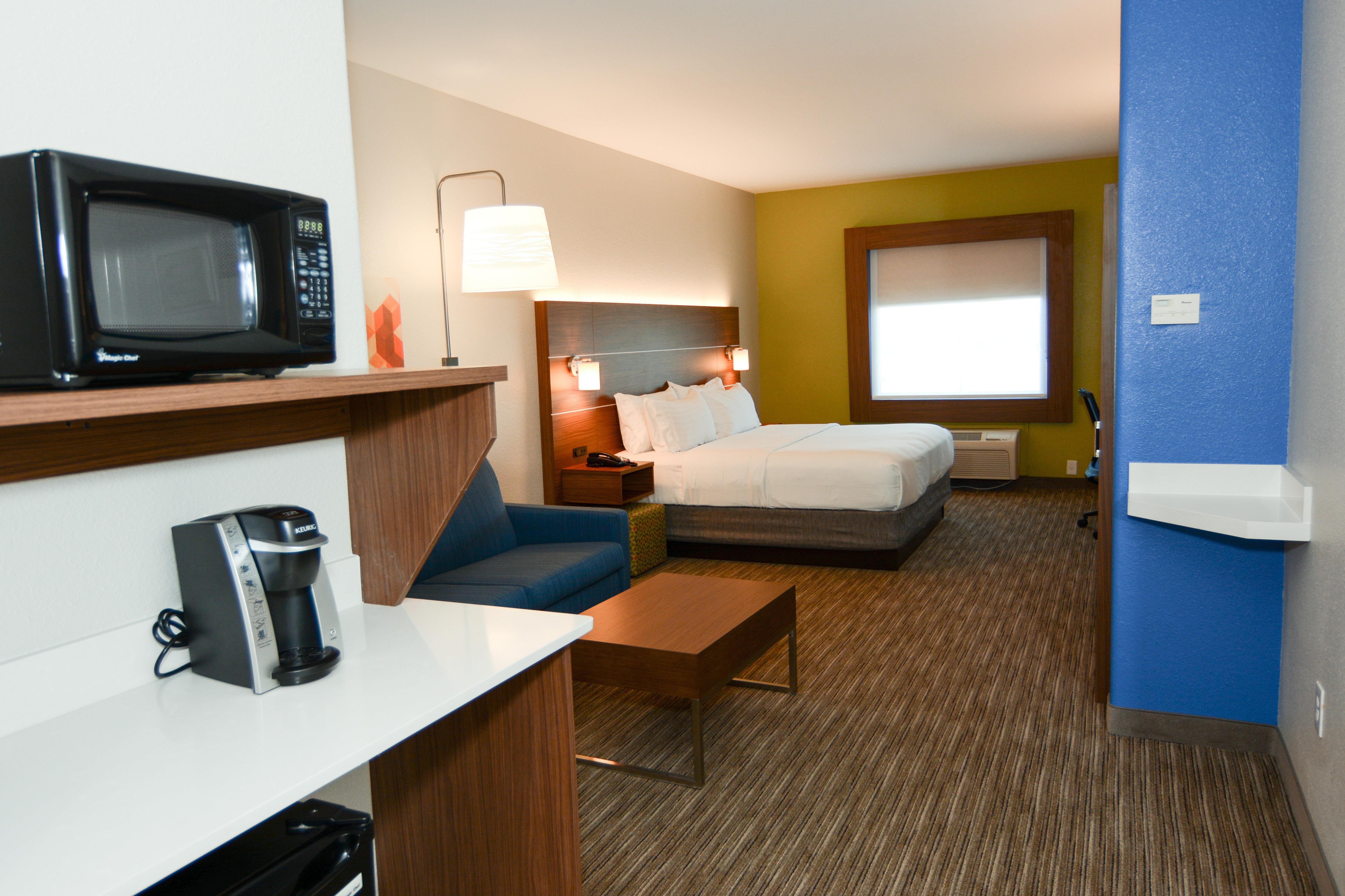 Holiday Inn Express Hotel & Suites New Boston By Ihg Екстериор снимка