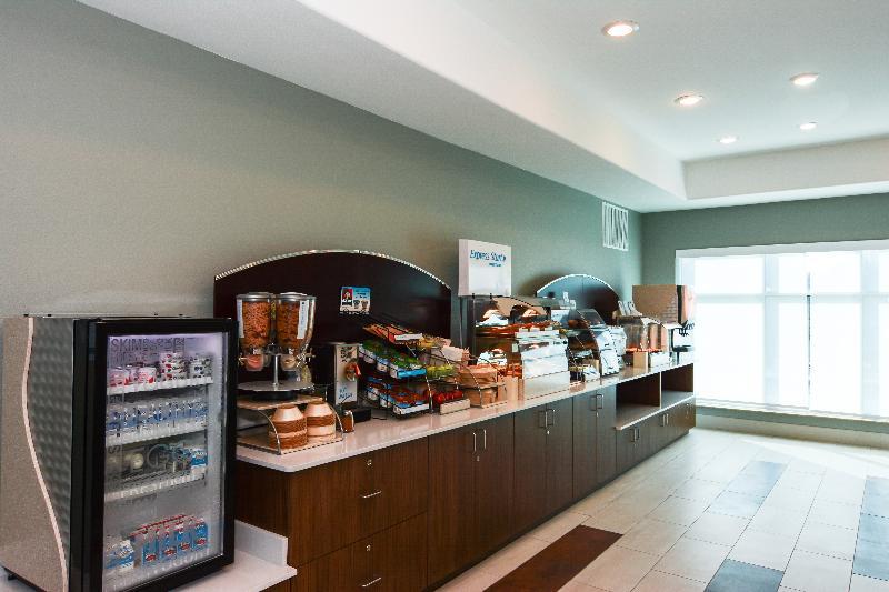 Holiday Inn Express Hotel & Suites New Boston By Ihg Екстериор снимка